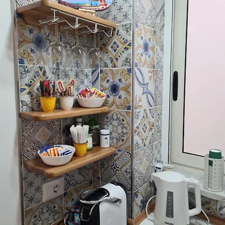 Canelli House Bed and Breakfast 3*
